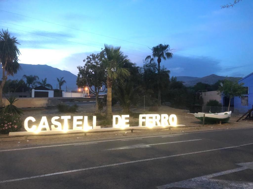 Las Sirenas Castell de Ferro Exteriör bild